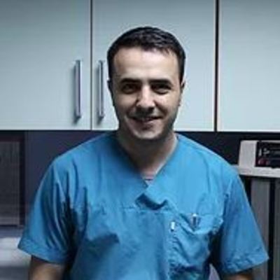 Veteriner Hekim Aydın  Demir Göktürk Veteriner Kliniği İstanbul