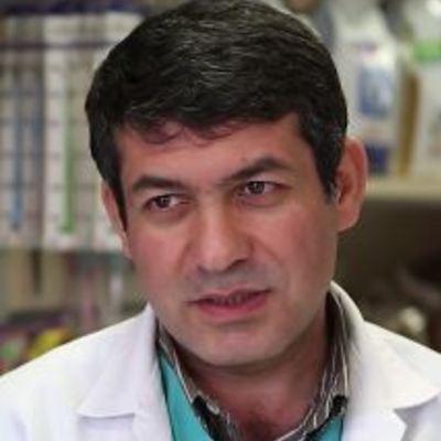 Veteriner Hekim Vedat Atasoy A.T.A Veteriner Kliniği İstanbul